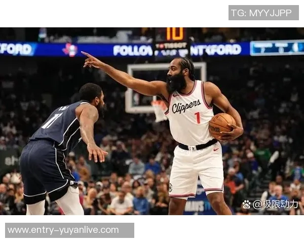 季前赛精彩回顾雷霆对决雄鹿全场录像分析与精彩瞬间分享